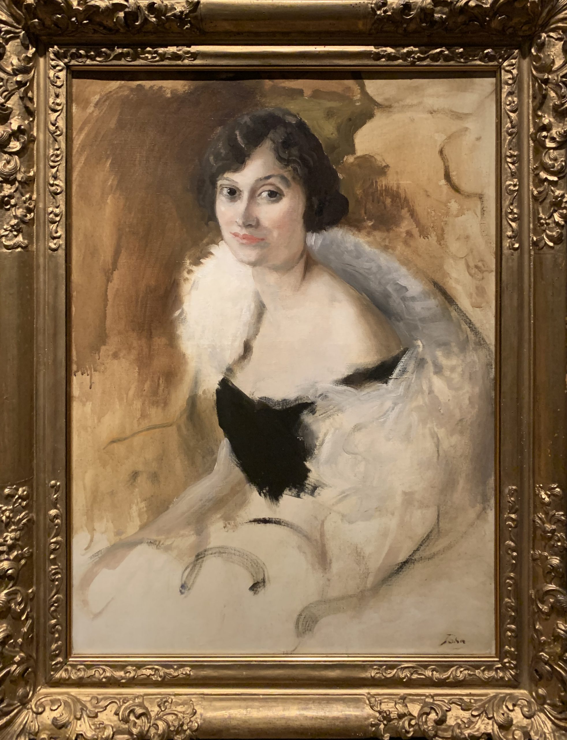 The White Feather Boa